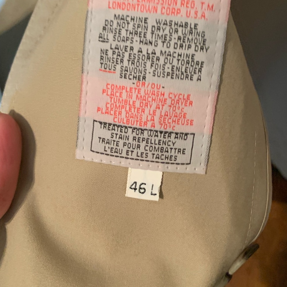 London Fog Classic Tan Trench Coat – 46L, Timeless Style - Picture 3 of 3